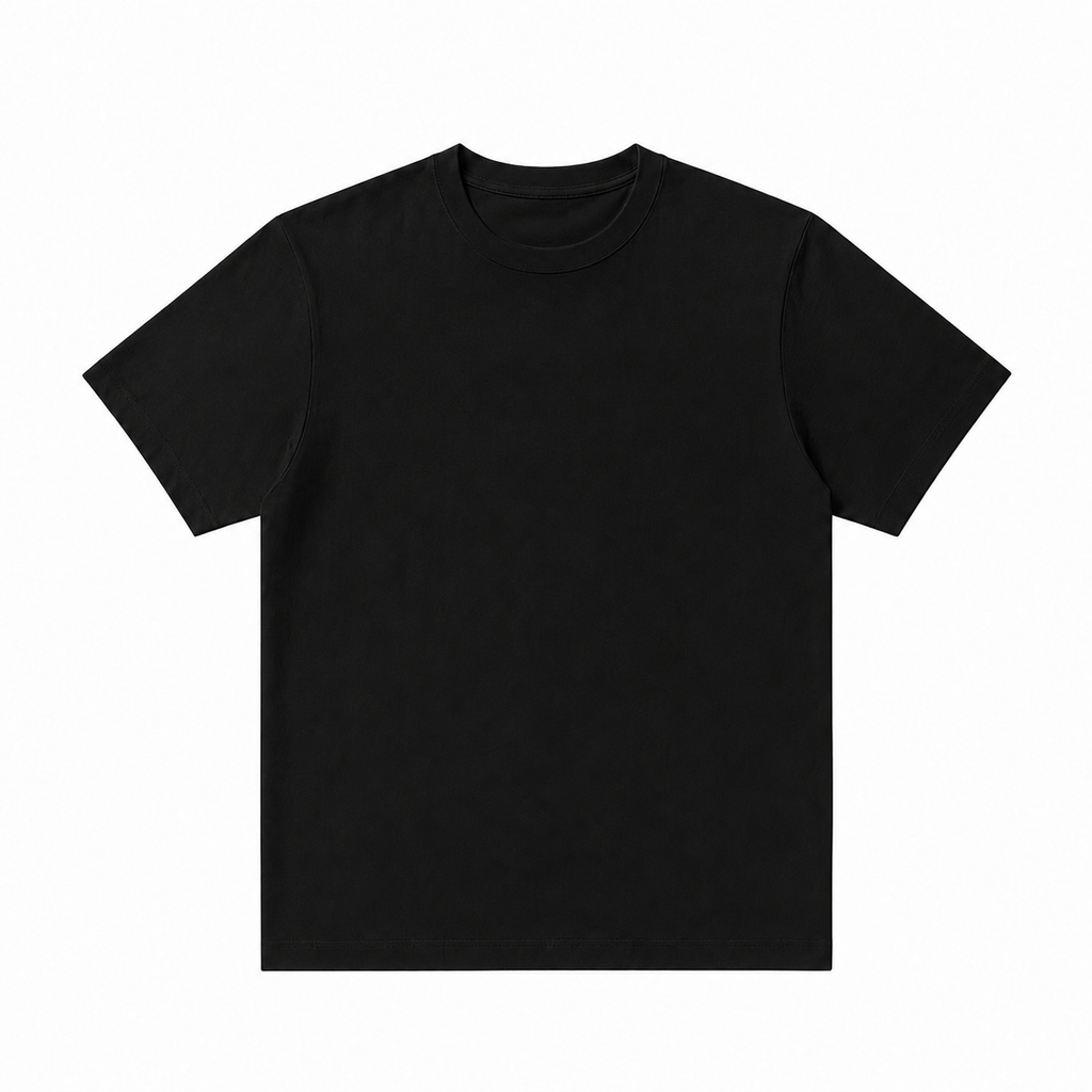 T-shirt noir uni à plat, vue de face, fond blanc